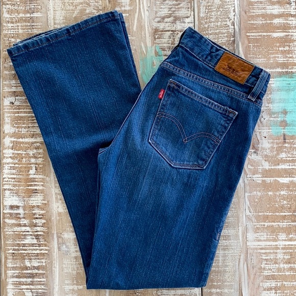 Levi's Denim - Women's Levi’s Mid Rise Boot 553